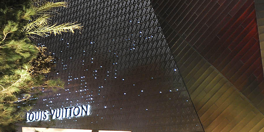 Louis Vuitton Las Vegas, LED Feature Facade